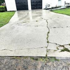 Rainy-Day-Driveway-Cleaning-in-Chattanooga-TN 0